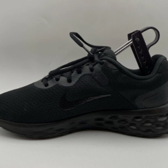 Women's Nike Revolution 6 - Black Size 8 - Picture 3 of 6